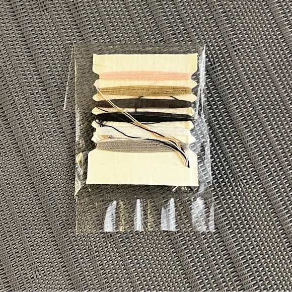 Vintage Set of Hilton Hotel Sewing Kits Unused - Set of 15 - Picture 6 of 10